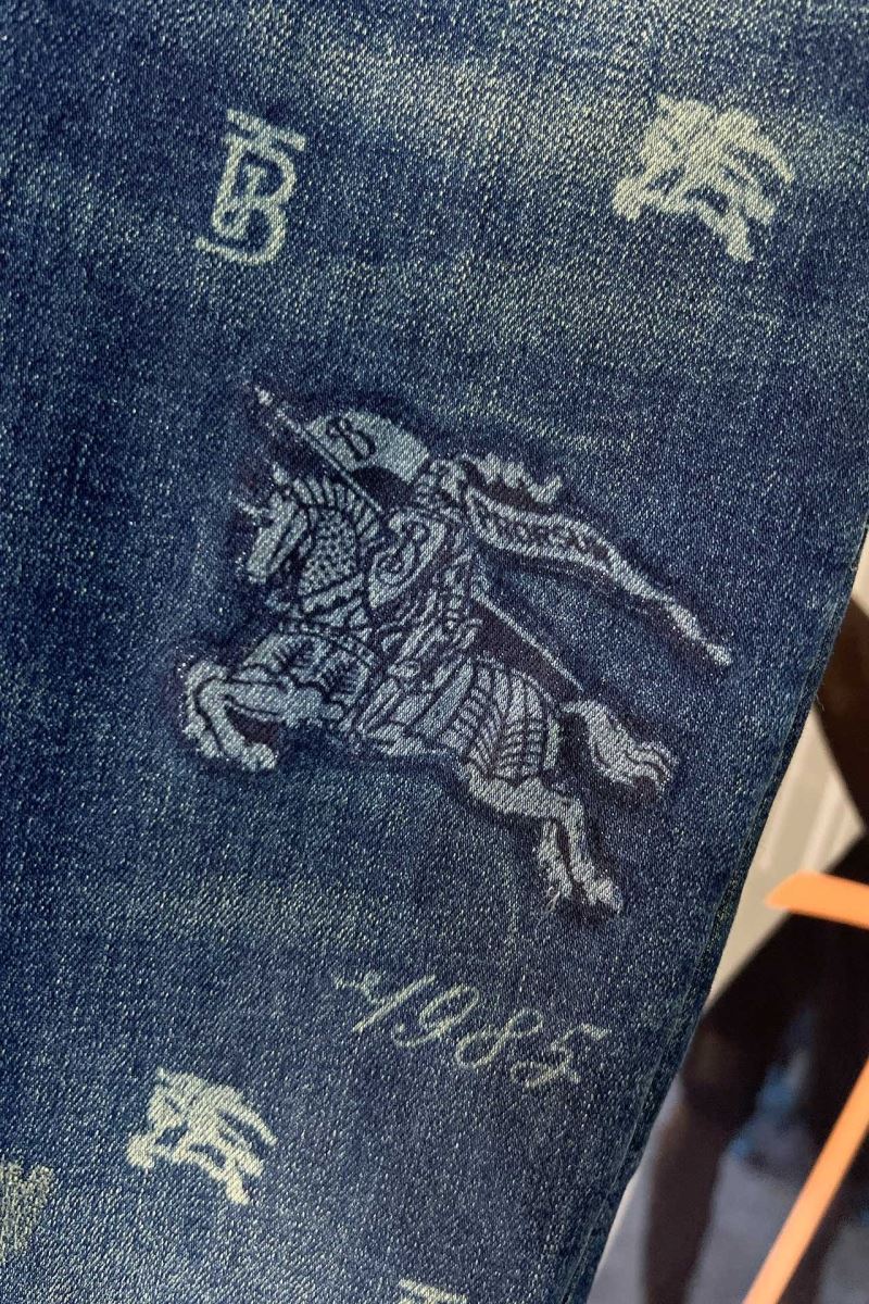 Burberry Jeans